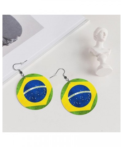 2022 World Football Teams National Flag Women Round Leather Earrings Soccer Dangle Earrings for Girls National Soccer Team Fa...