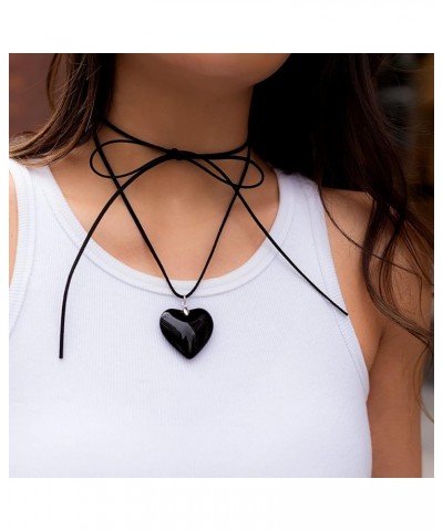 Chunky Puffy Heart Choker Necklace Big Heart Pendant Goth Black Velvet Chain Choker Heart Necklace Adjustable Y2K Necklaces J...