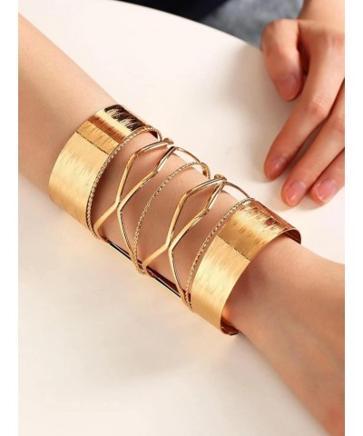 Wide Cuff Bracelet for Women Gold Hollow out Arm Bracelet Upper Arm Cuffs Adjustable Bangle Armband Bracelet Jewelry Christma...